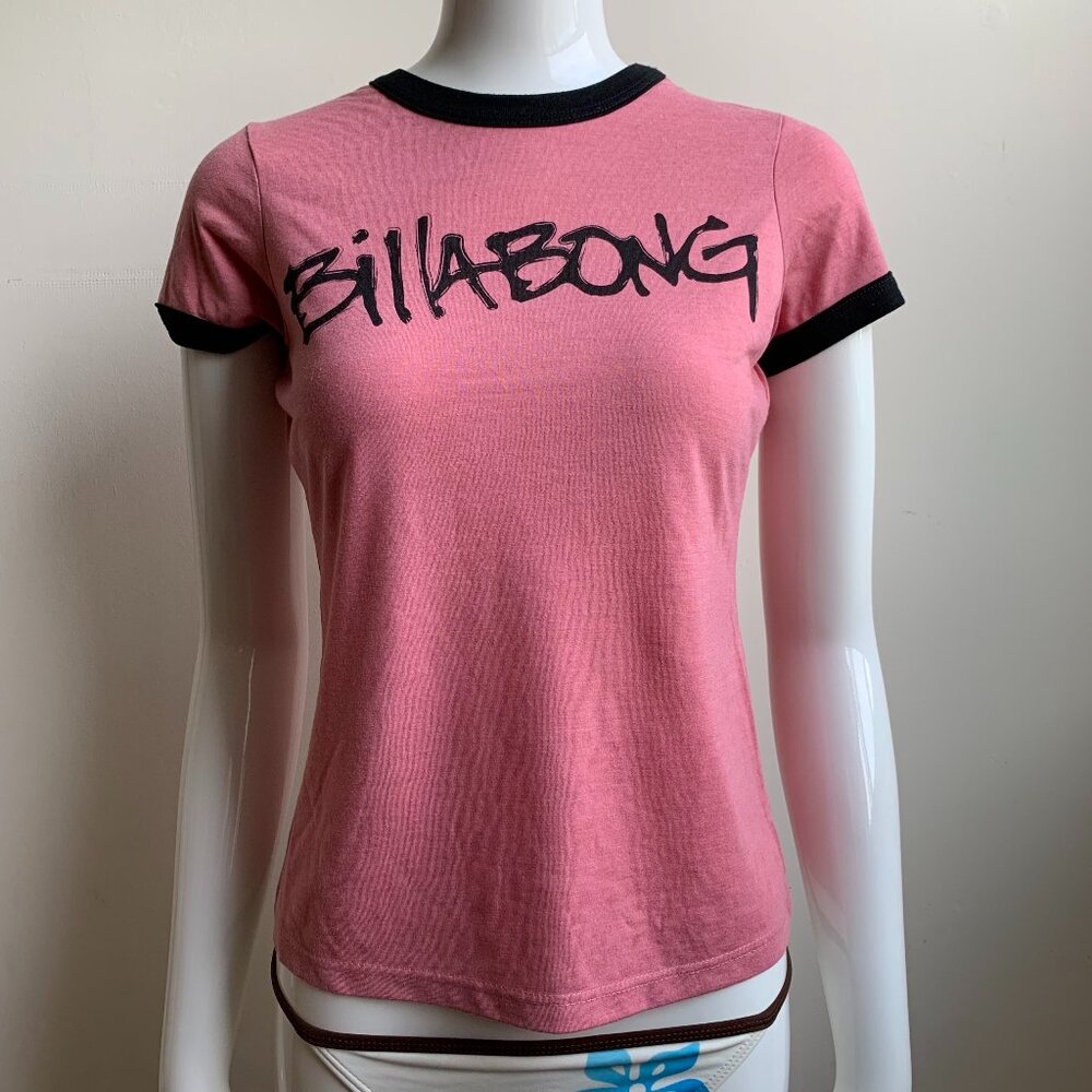 Billabong BLUE CRUSH era Vintage Y2K RARE dusty rose logo fitted t-shirt tshirt
